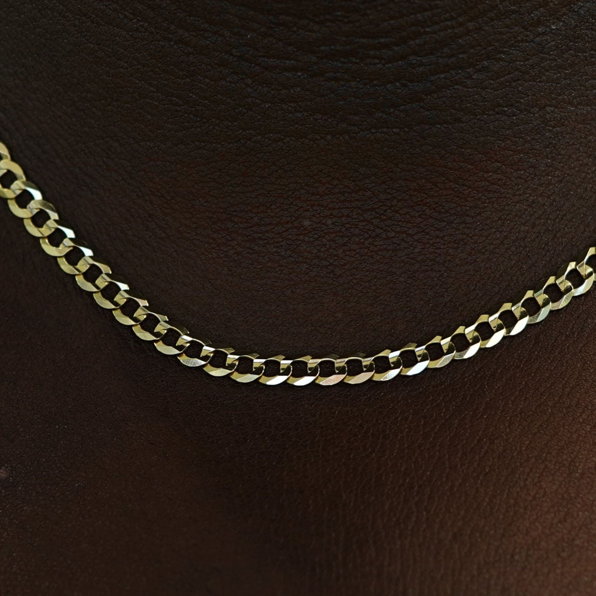 Automic Gold Curb Chain Minimalist Sustainable Fine Jewelry