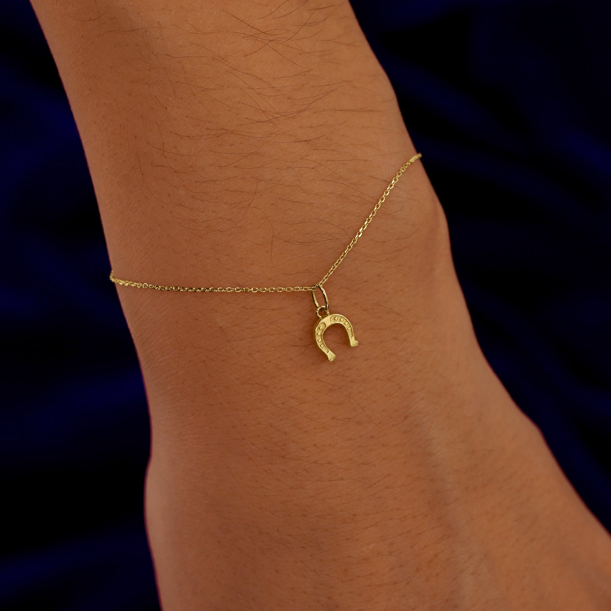 Automic Gold Horseshoe Charm | Minimalist Sustainable Fine Jewelry