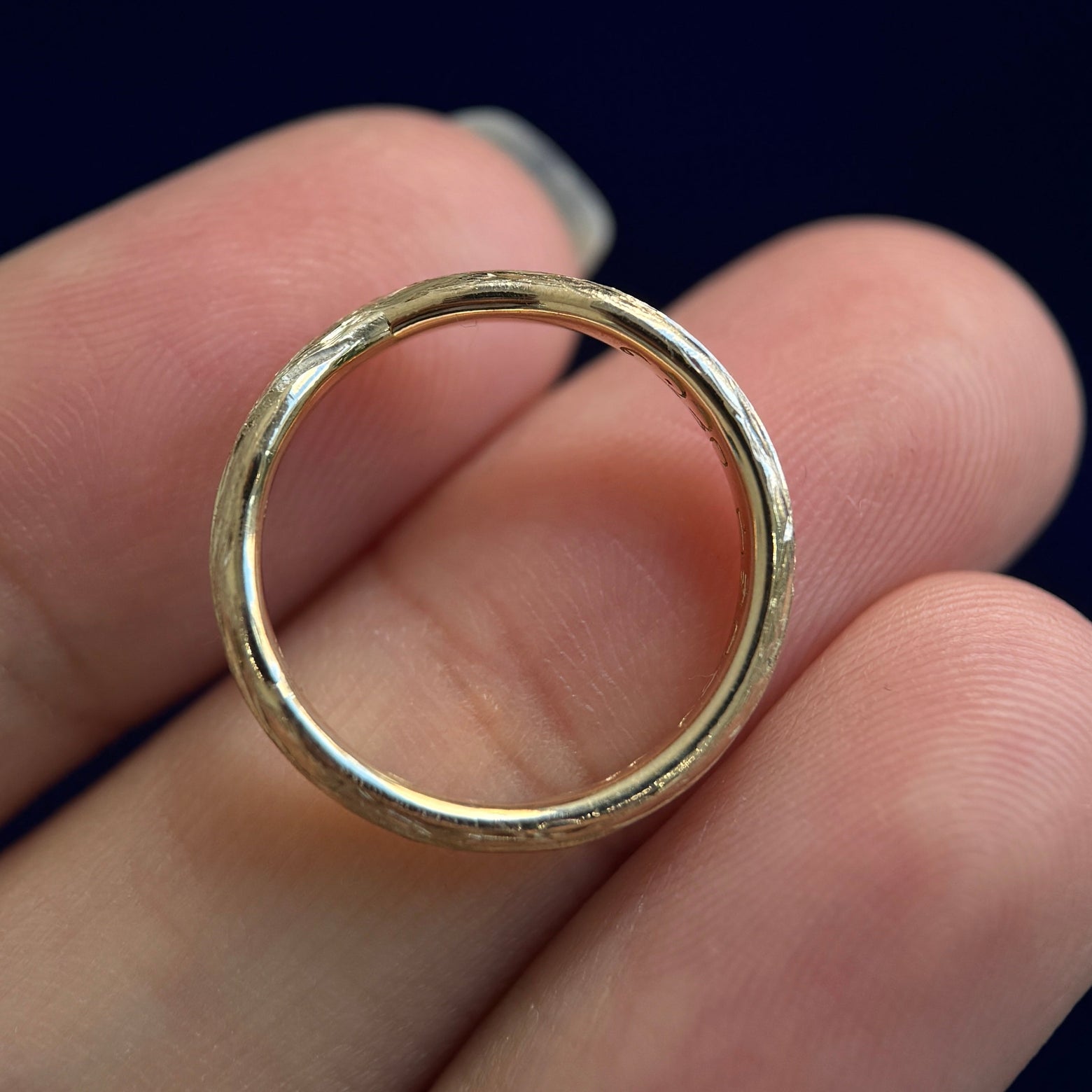 14k Yellow Gold 3mm Curvy Chevron Brunches Band, size 4.75