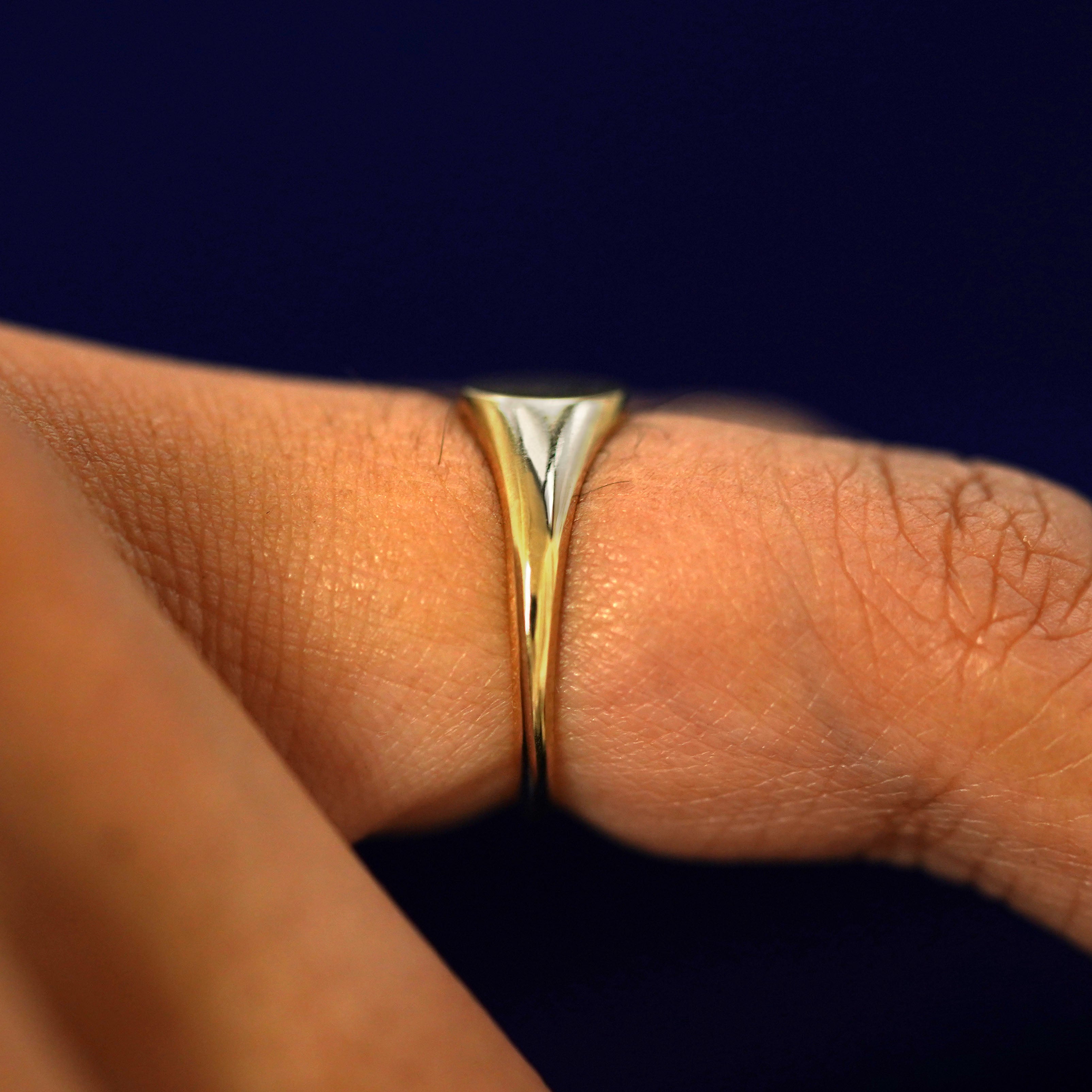 Automic Gold Signet Ring | Minimal Sustainable Fine Jewelry