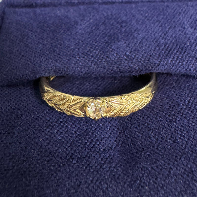 18k Yellow Gold and Bezel-set 2.5mm Rose-cut Moissanite on Leaves Band Custom Ring, 3.5 grams, Size 6.5