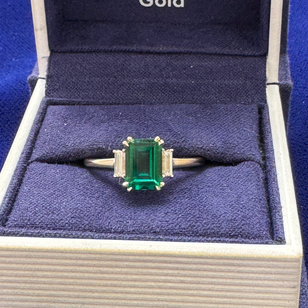 14k Yellow Gold Rounded-double-prongs-set 1.2ct Lab Emerald with 2pc Baguette Lab Diamonds and Lab Diamond Halo on 2mm Mix Mirror Band Custom Ring, Size 8.75