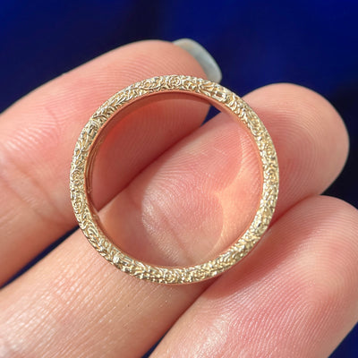 14k Yellow Gold 5mm width 2.2mm height Plain Band with Bears-breath and Carnations Flowers Etched on the sides only Custom Ring, 8 grams,size 7.5
