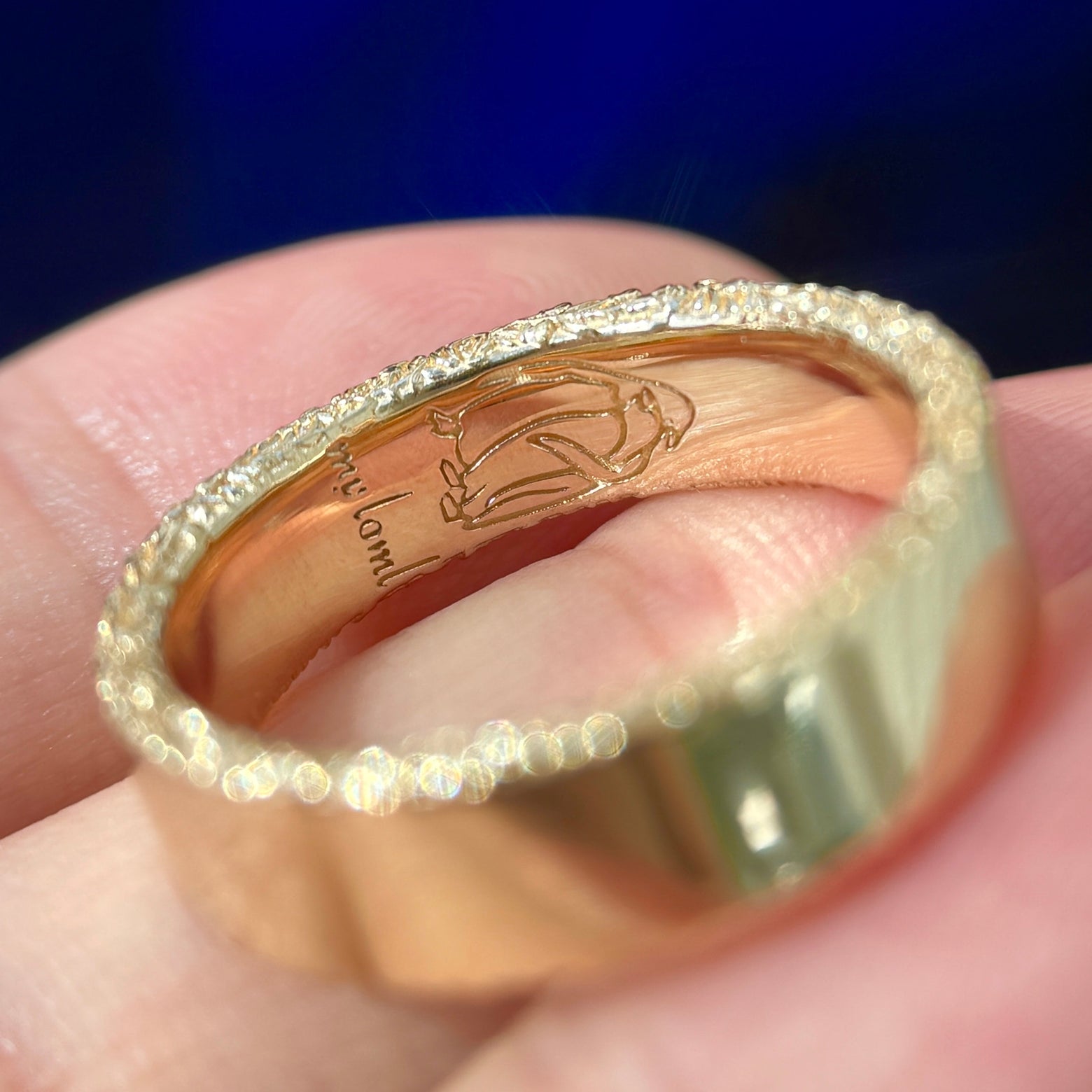 14k Yellow Gold 5mm width 2.2mm height Plain Band with Bears-breath and Carnations Flowers Etched on the sides only Custom Ring, 8 grams,size 7.5