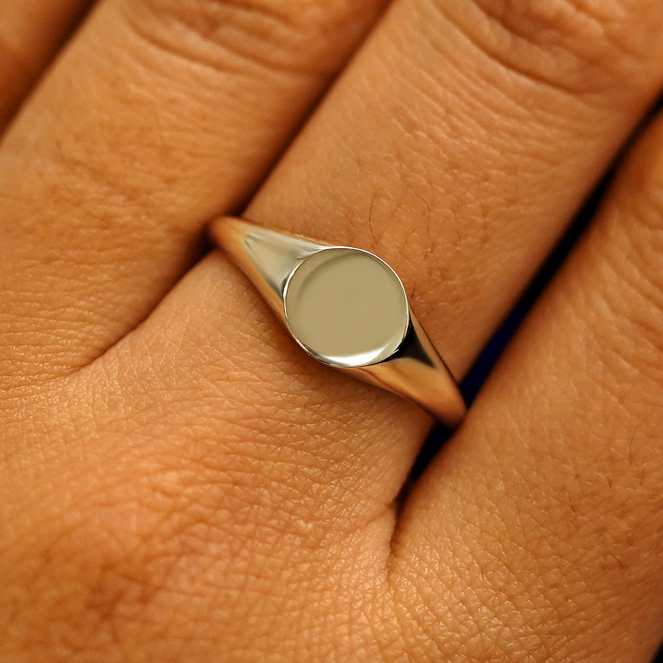 Automic Gold Signet Ring | Minimal Sustainable Fine Jewelry