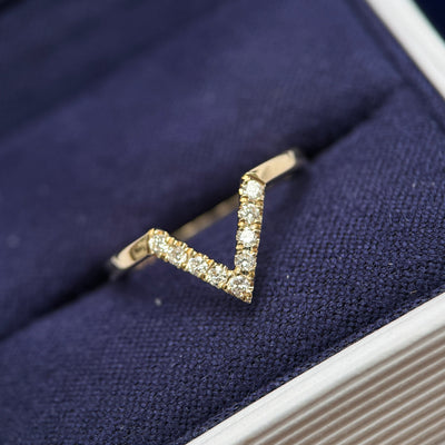 14k Yellow Gold 9pc Lab Diamonds Pave on Chevron Stacking Band, Size 4.25