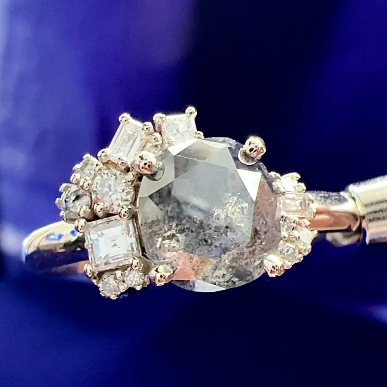 https://ijewel.design/profile/automicgold/886a6ed