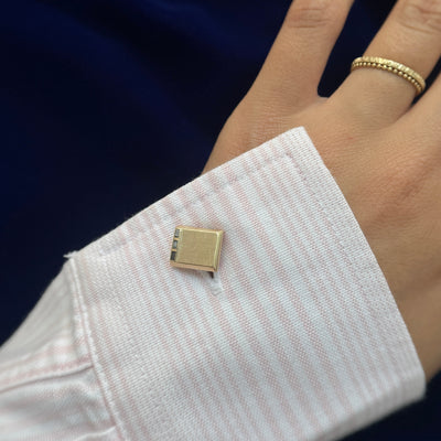 14k Yellow Gold with 4x2mm Baguette Salt-and-pepper Diamonds on one side and Edwardian script Engraved on Other Rectangular Reversible Custom Cufflinks, pair