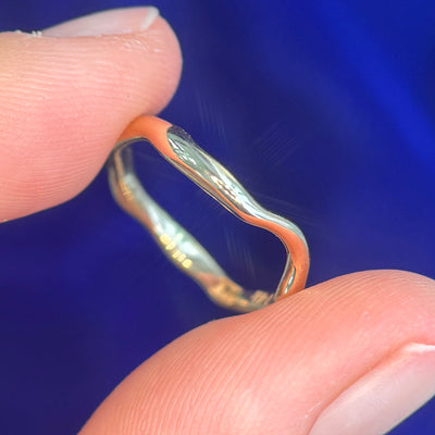 14k Yellow Gold & Bezel-set 5mm Round Lab Alexandrite Thin Liquid Wavy Band Custom Ring and 14k Yellow Gold Thin Liquid Wavy Band Custom Ring, size 5.5