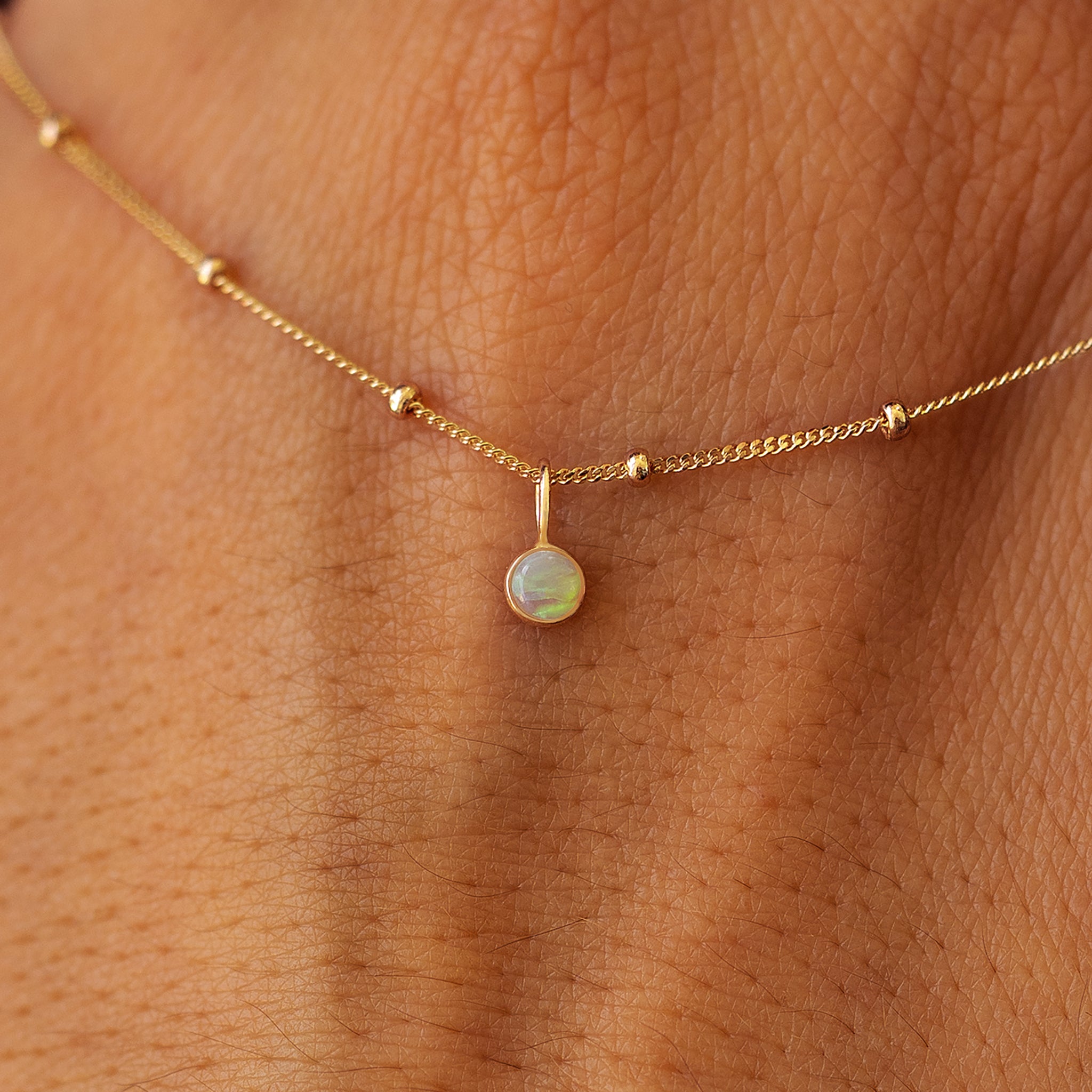 Automic Gold Onyx Necklace | Minimalist Sustainable Fine Jewelry