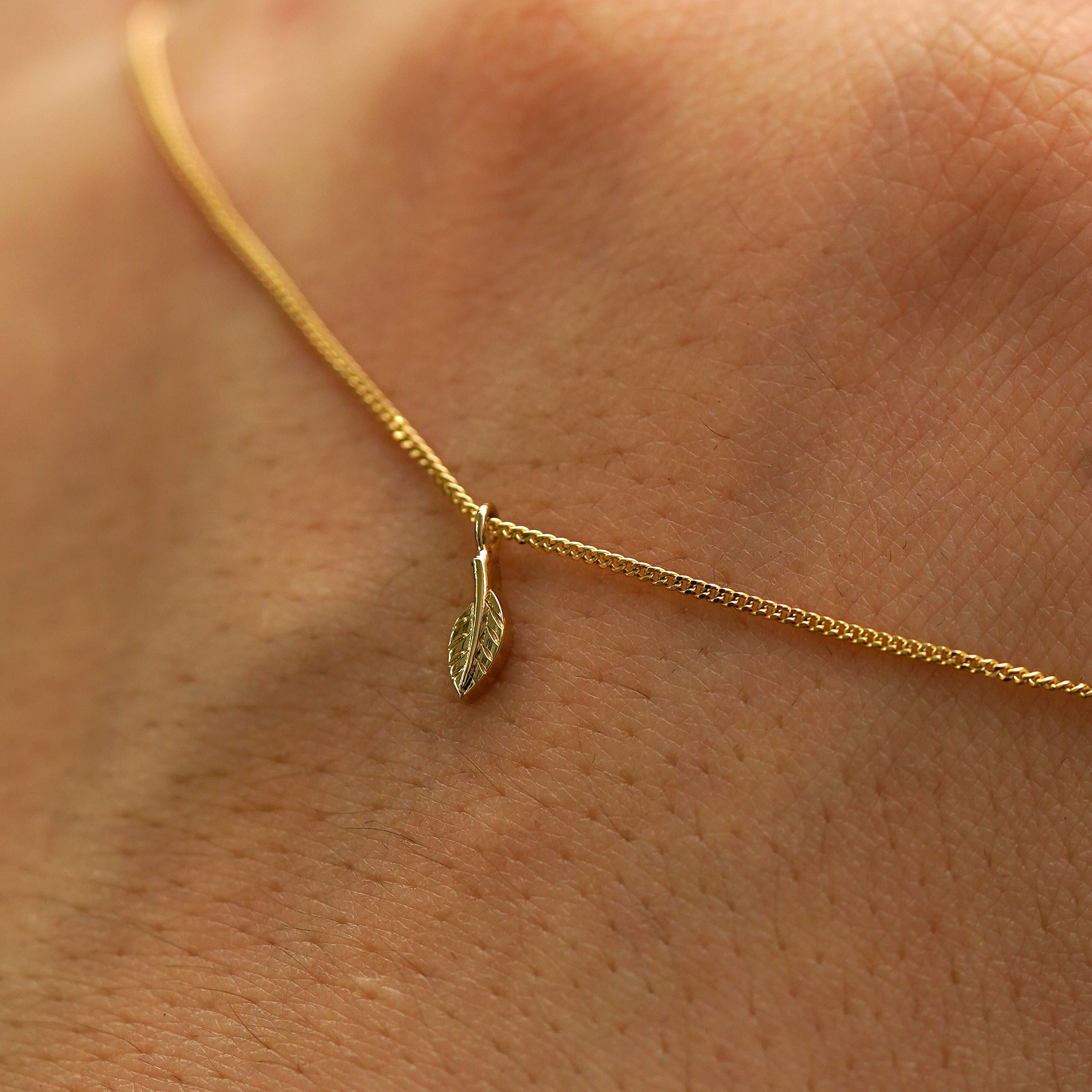 Automic Gold Mini Leaf Necklace | Sustainable Fine Jewelry