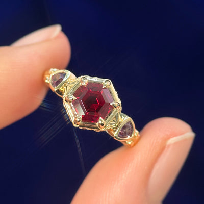 18k Yellow Gold 6mm Hexagonal Lab Ruby with 2pc 3mm Trillion Purple Lab Sapphires Medieval Custom Ring, size 6