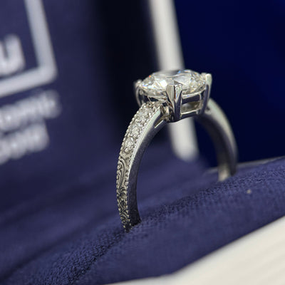 950 Platinum with 2ct E VVS Round Lab Diamond with 6 Small Lab Diamonds On Filigree Band Custom Ring, size 6.5