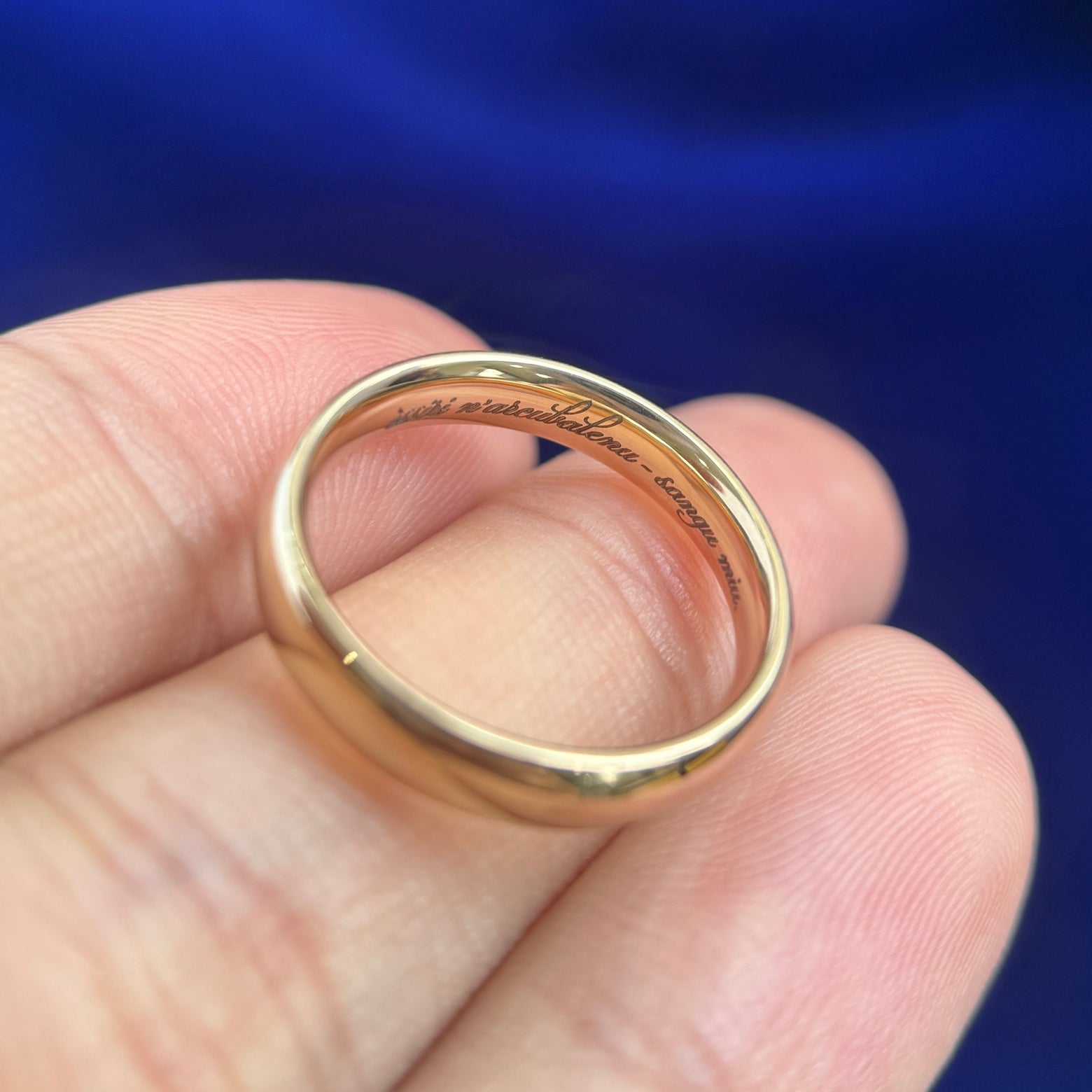 14k Yellow Gold 4mm Curvy Mirror Band with Customers Gold Dust Soldered Inside Custom Ring, Engraved Inside with Custom Font, Size 6.25