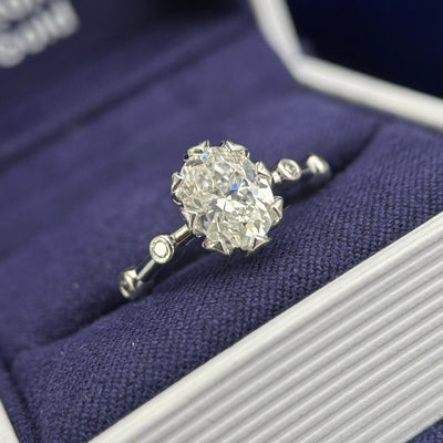 14k White Gold with 1.50ct Custom-grown Modern-antique Oval Lab Diamond with Bezel-set 4pc Lab Diamonds 1-3mm Tapered Band Custom Ring, size 8