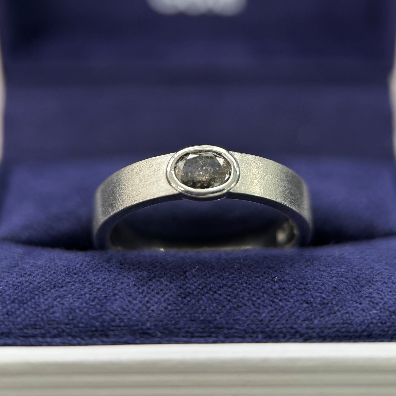  950 Platinum & Bezel-sideways-set 0.40ct Oval Salt-and-pepper Diamond on 4mm Industrial Matte Band