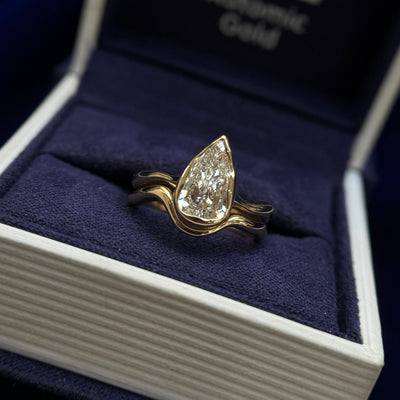 14k Yellow Gold 1.19ct E VVS GIA Natural Pear Diamond Liquid Ring with a Matching Thin Liquid Band Set, size 4.5