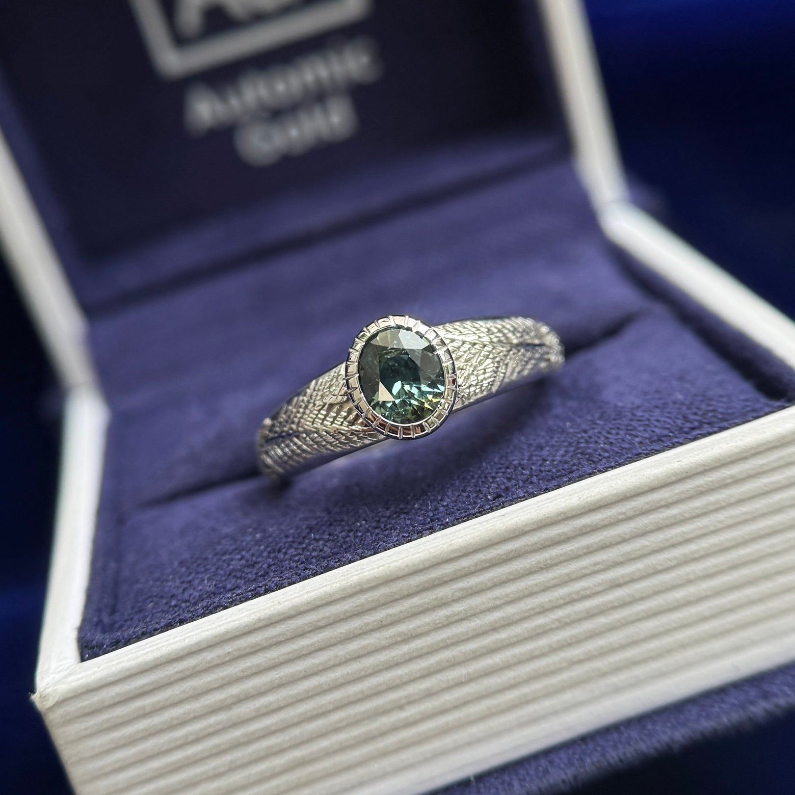 14k White Wold Oval Dark Green Montana Sapphire Pine Ring, size 7 