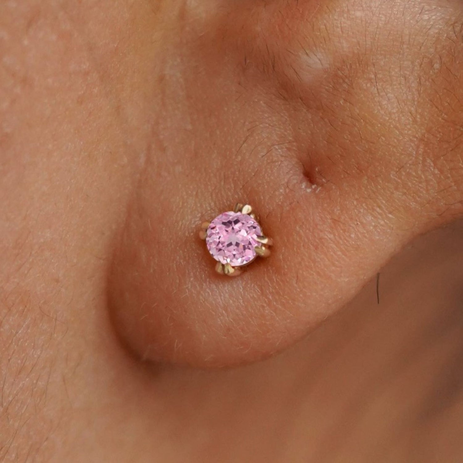 Automic Gold Pink Sapphire Stud | Sustainable Fine Jewelry