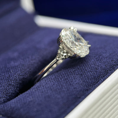 950 Platinum & 1.5ct Oval Lab Diamond & 0.14ct Salt-and-pepper Diamonds Tappered 1-2.5mm Band Custom Ring, size 3.5