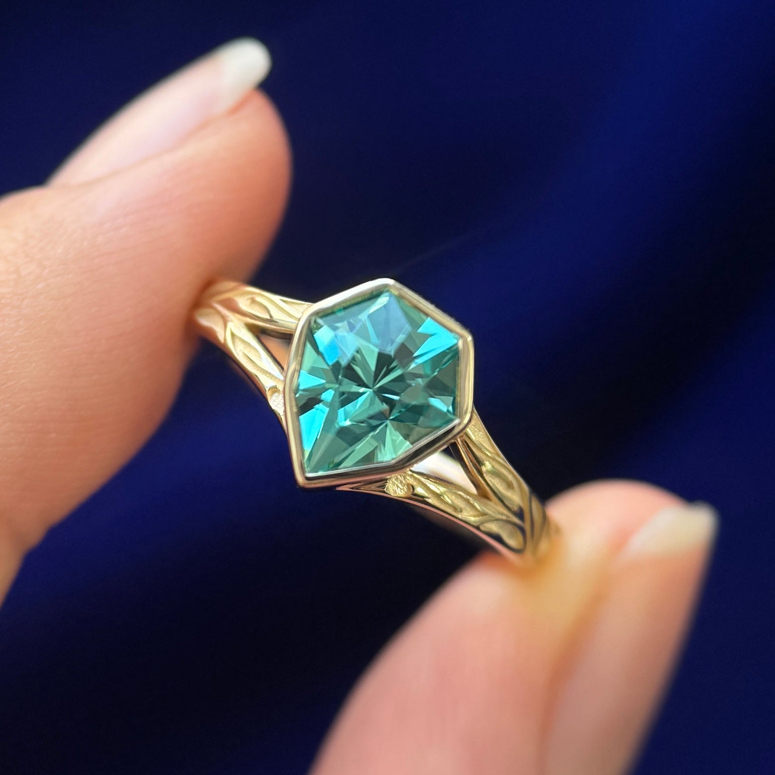 14k Yellow Gold with Bezel-set Customers 8x7.2x5.5mm Lab Sapphire on Split Shank with Leaves Texture Custom Ring, size 6.5