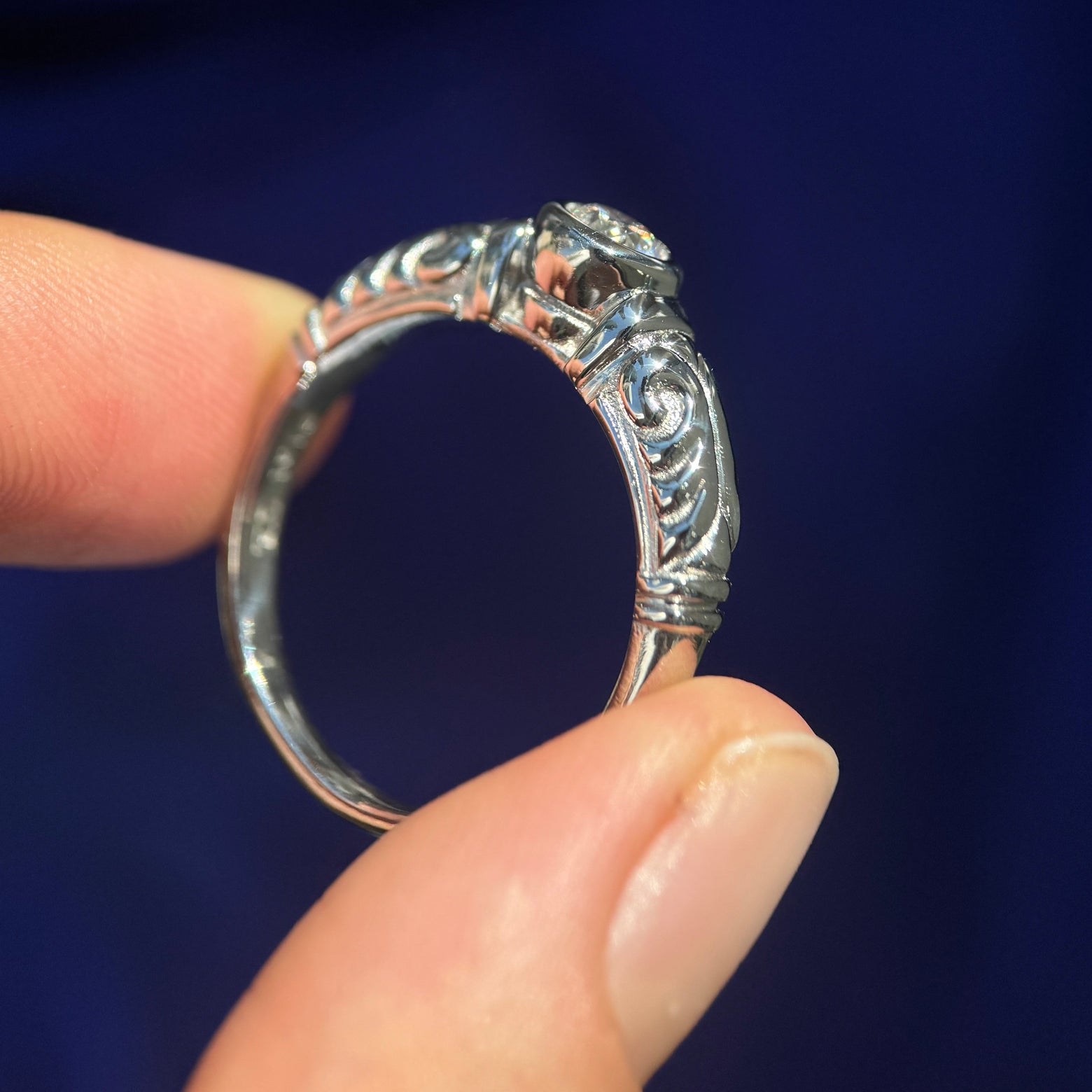 950 Platinum & 5mm Round Lab Diamond on Vintage Ring Copy w/ Solid Back, Size 10.5