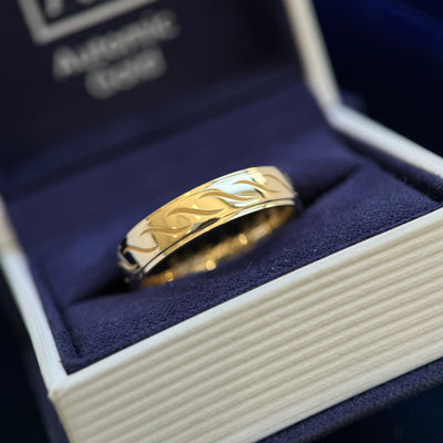 14k Yellow Gold Engraved Lines & Steps 5mm Band Custom Ring, size 9