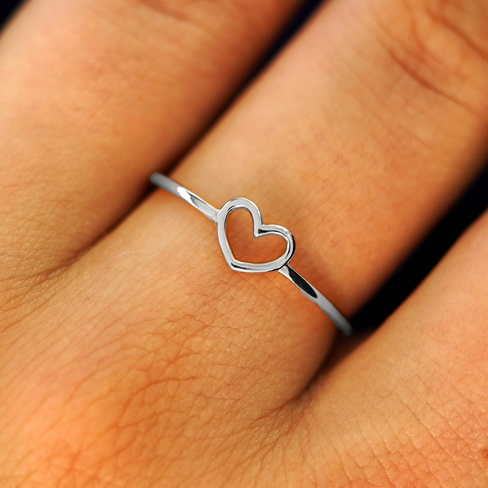 Automic Gold Heart Ring Minimal Sustainable Fine Jewelry