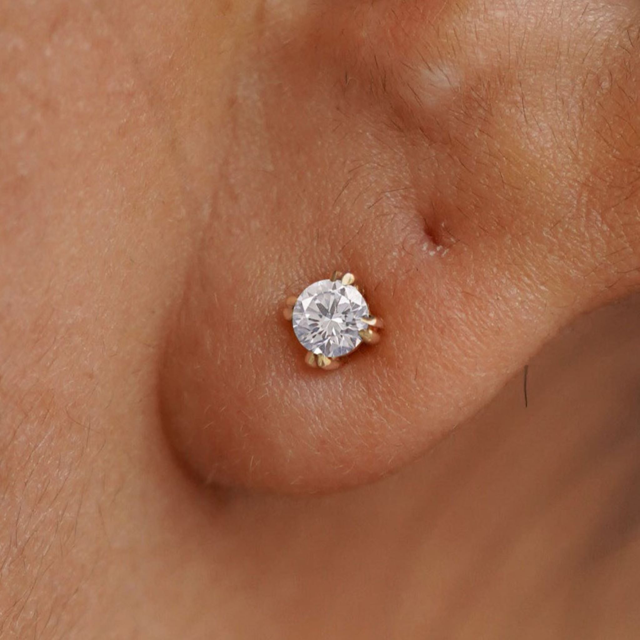 Automic Gold Natural Diamond Studs | Minimalist Sustainable Automic Gold Natural Diamond Studs | Minimalist Sustainable