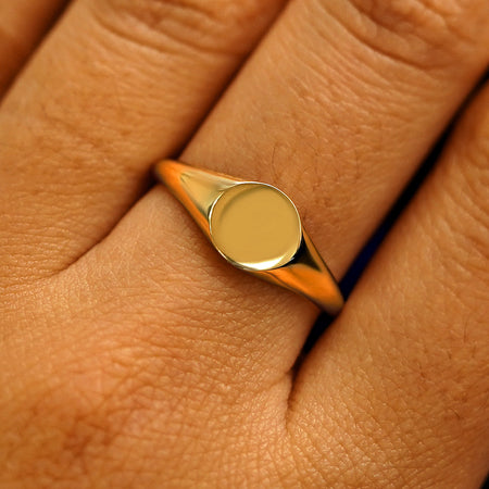 Automic Gold Signet Ring | Minimal Sustainable Fine Jewelry